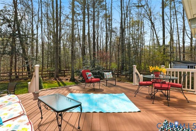 775 Snead Rd, Manakin Sabot, VA 23103