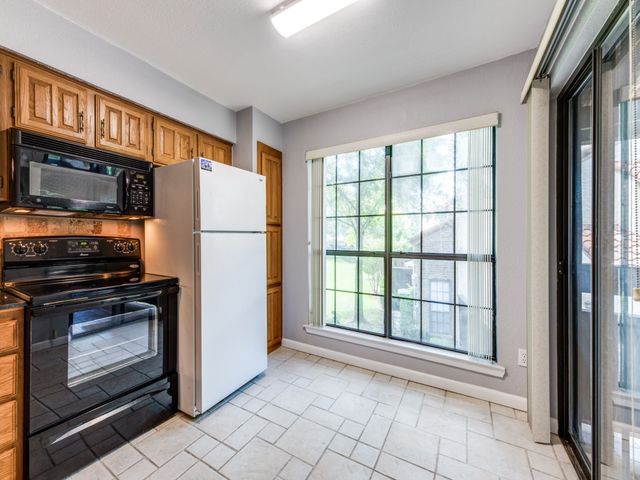 336 Melrose Drive 7C, Richardson, TX 75080