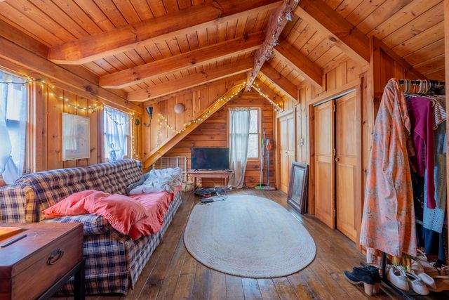 183 Pine Mountain RD NE, Floyd, VA 24091