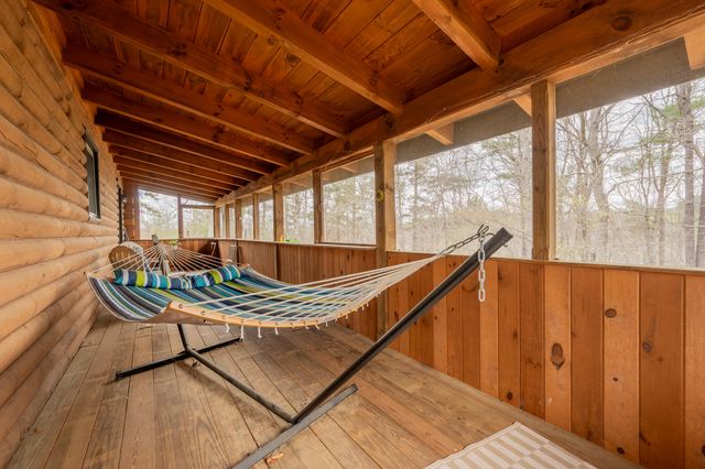 183 Pine Mountain RD NE, Floyd, VA 24091