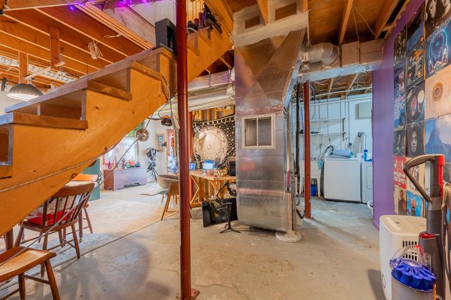183 Pine Mountain RD NE, Floyd, VA 24091