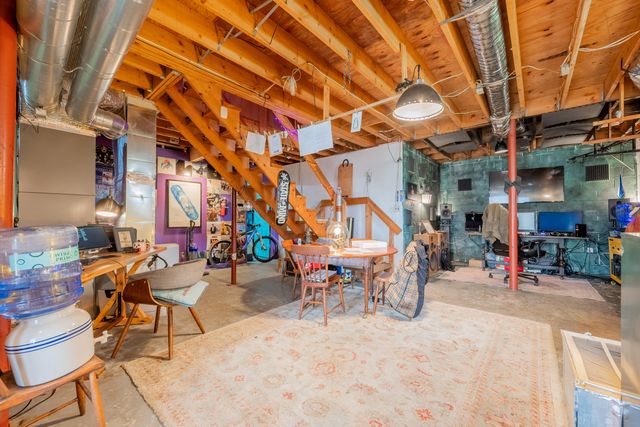 183 Pine Mountain RD NE, Floyd, VA 24091