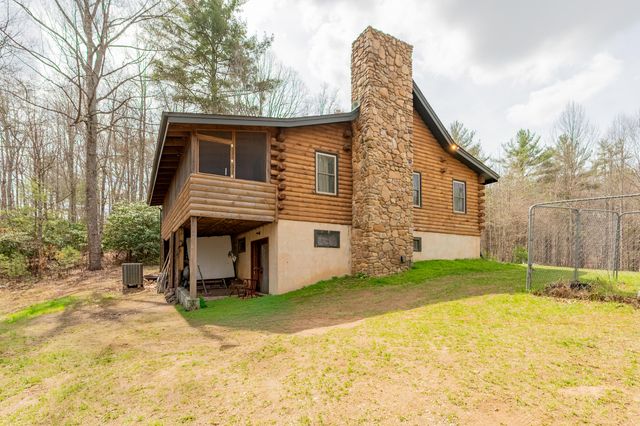 183 Pine Mountain RD NE, Floyd, VA 24091