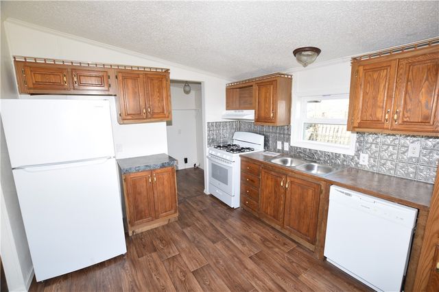 413 W Willow Street, Stilwell, OK 74960