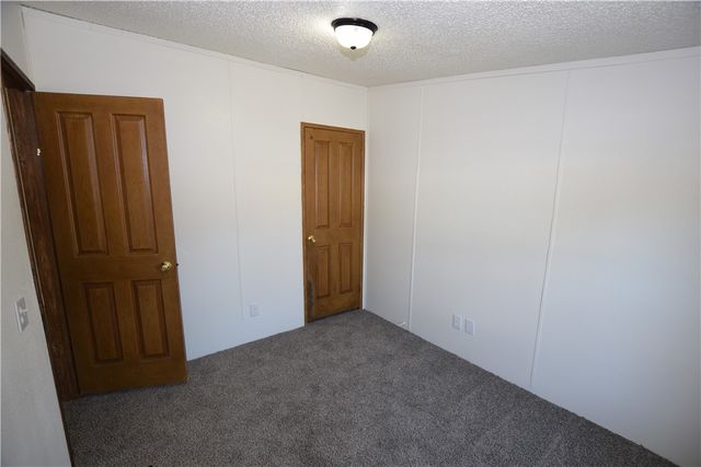 413 W Willow Street, Stilwell, OK 74960