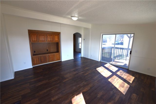 413 W Willow Street, Stilwell, OK 74960