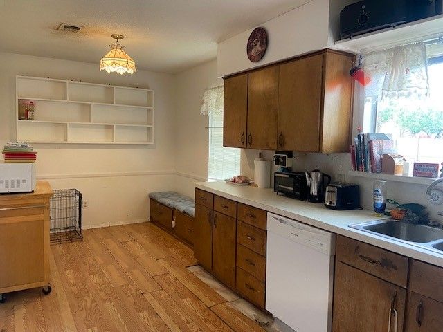 1702 Santa Clara Court, Grand Prairie, TX 75051