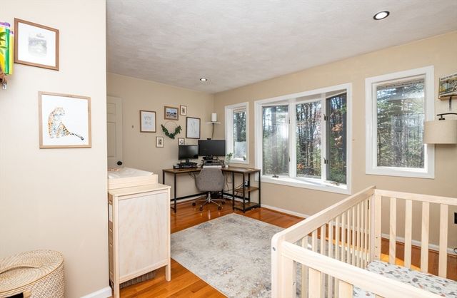 905 Sherwood Forest Ln. 905, Saugus, MA 01906