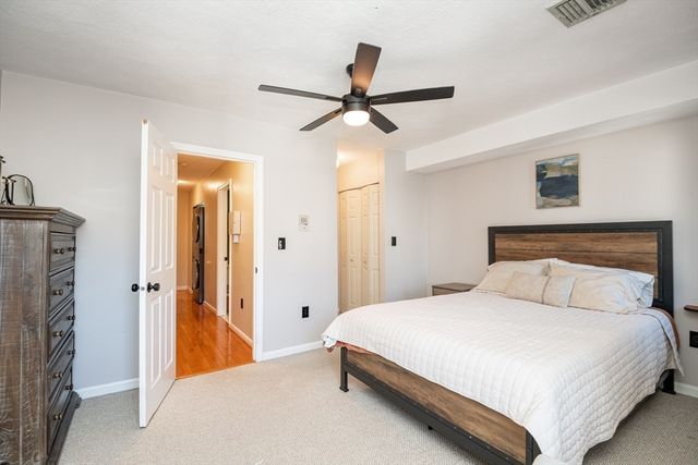 905 Sherwood Forest Ln. 905, Saugus, MA 01906