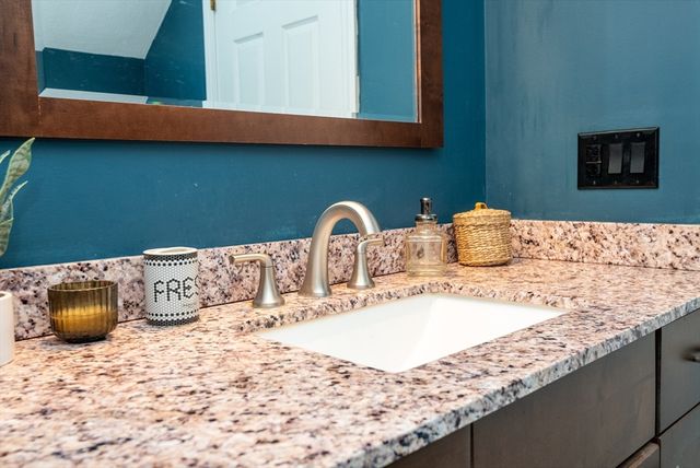 905 Sherwood Forest Ln. 905, Saugus, MA 01906