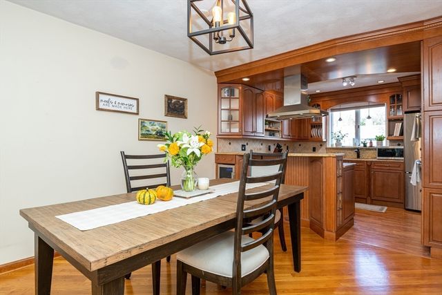 905 Sherwood Forest Ln. 905, Saugus, MA 01906