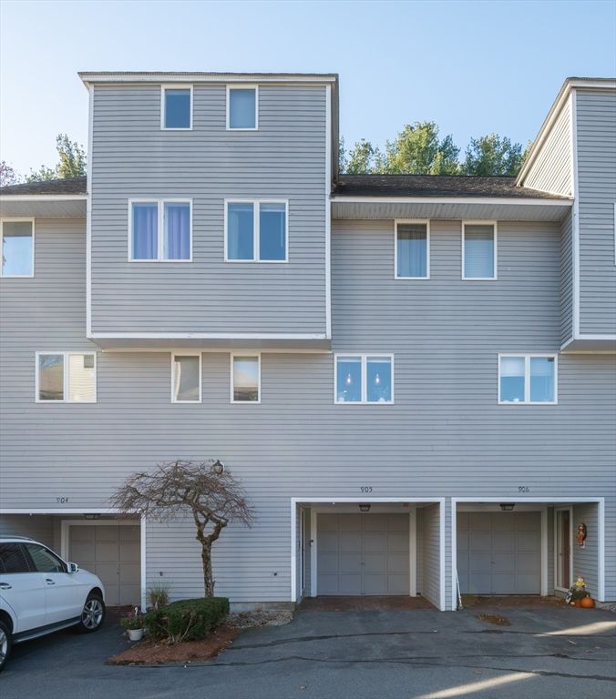 905 Sherwood Forest Ln. 905, Saugus, MA 01906