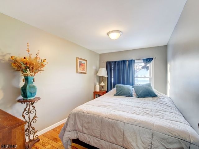 24 White Ter, Newark City, NJ 07108