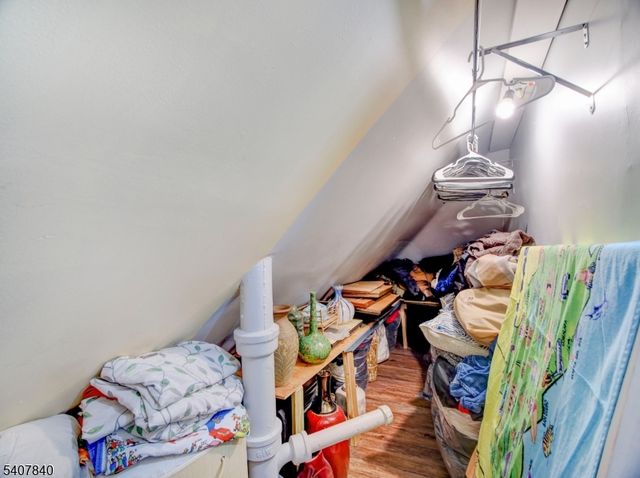 24 White Ter, Newark City, NJ 07108