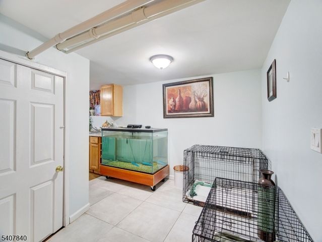 24 White Ter, Newark City, NJ 07108