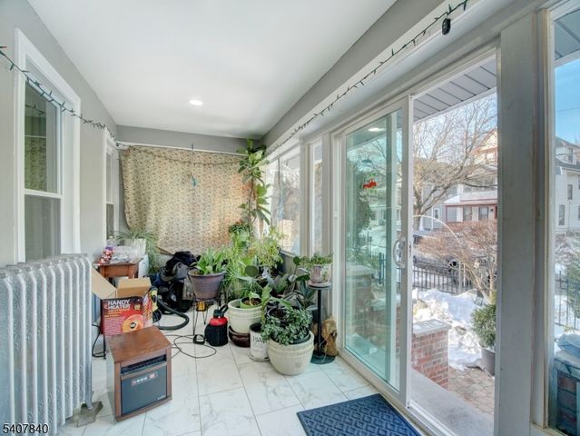 24 White Ter, Newark City, NJ 07108