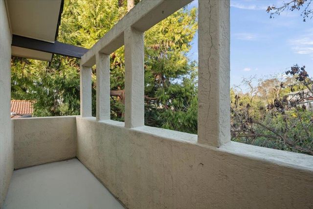 20713 Saint Charles Street, Saratoga, CA 95070