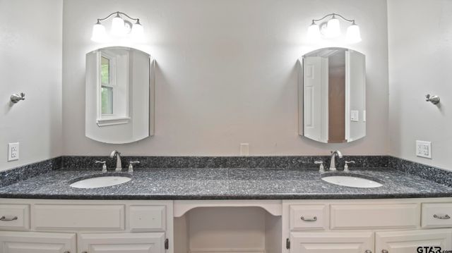 10349 Lakeshore, Tyler, TX 75707