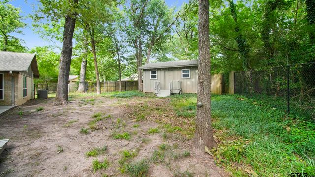 10349 Lakeshore, Tyler, TX 75707