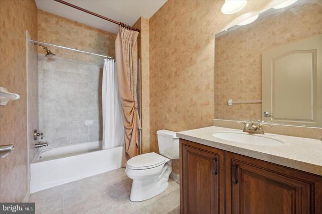 20 MEREDITH RD, Phoenixville, PA 19460