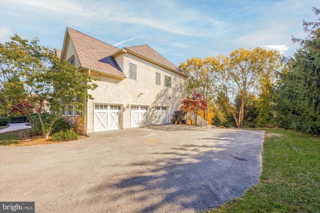 20 MEREDITH RD, Phoenixville, PA 19460