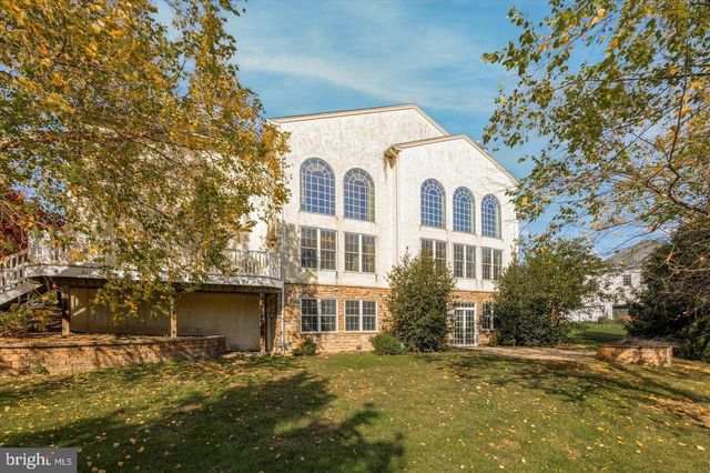 20 MEREDITH RD, Phoenixville, PA 19460