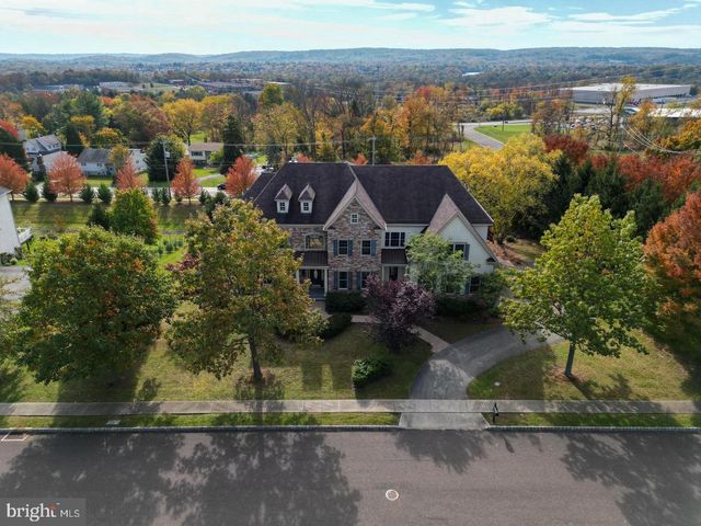 20 MEREDITH RD, Phoenixville, PA 19460