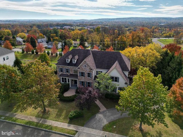 20 MEREDITH RD, Phoenixville, PA 19460