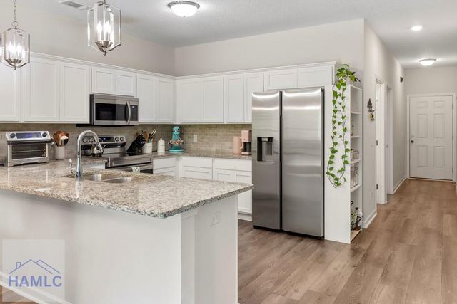 176 Courage Way, Hinesville, GA 31313