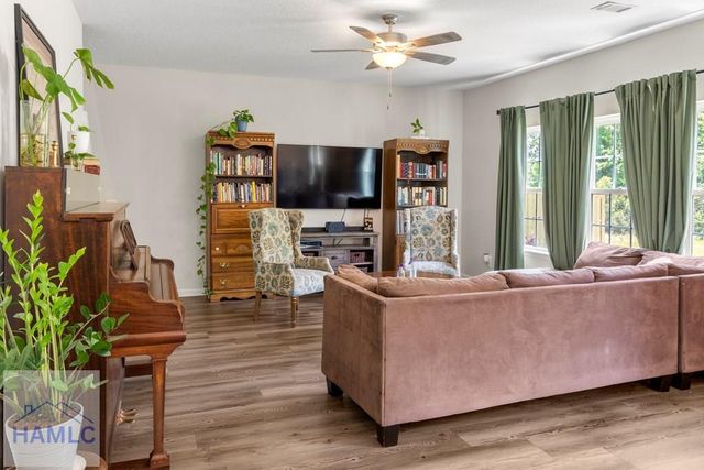 176 Courage Way, Hinesville, GA 31313