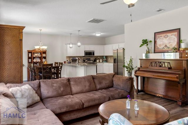 176 Courage Way, Hinesville, GA 31313