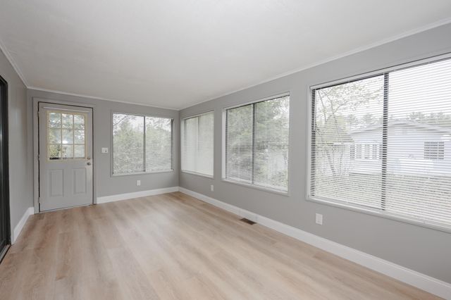 62 Roger Road, Goffstown, NH 03045