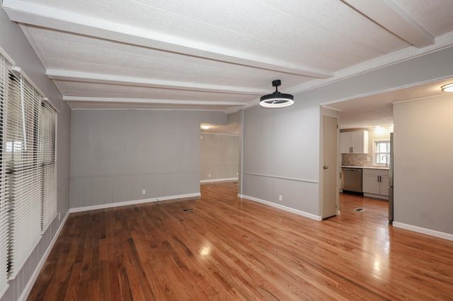 62 Roger Road, Goffstown, NH 03045