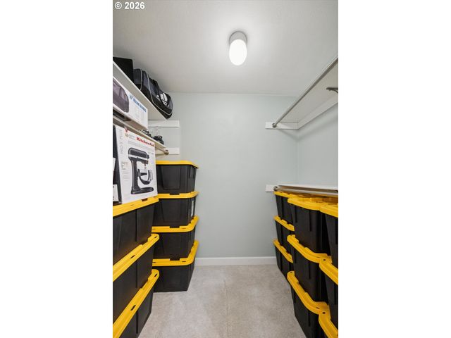 48 EAGLE CREST Dr 5F, Lake Oswego, OR 97035