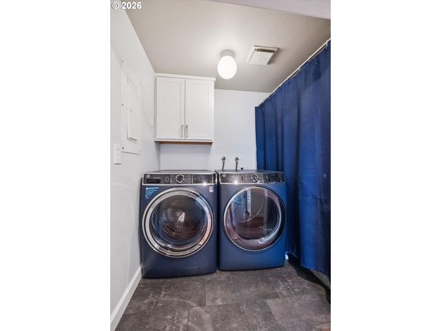 48 EAGLE CREST Dr 5F, Lake Oswego, OR 97035