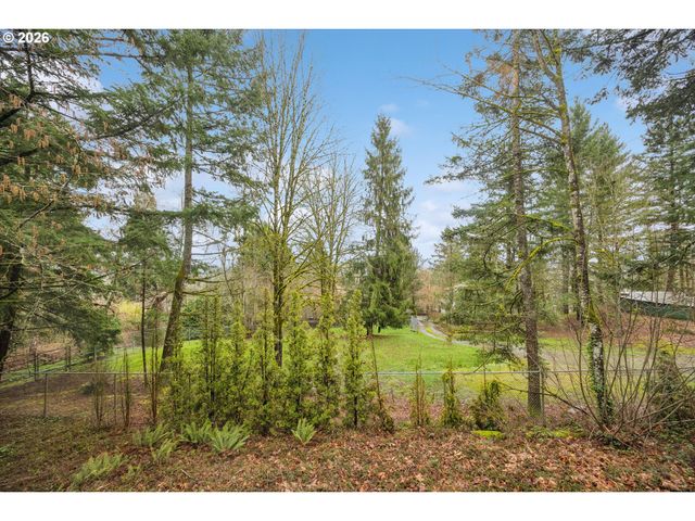 48 EAGLE CREST Dr 5F, Lake Oswego, OR 97035