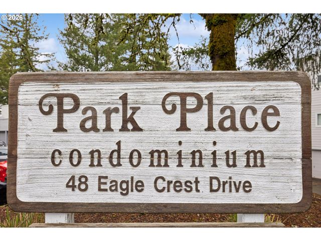 48 EAGLE CREST Dr 5F, Lake Oswego, OR 97035