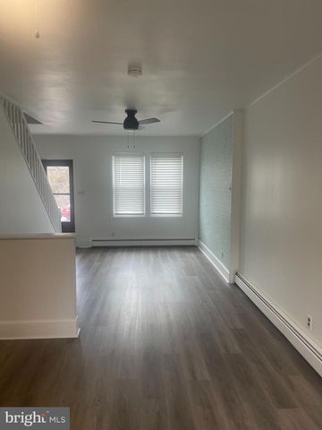 238 6TH AVE, Roebling, NJ 08554