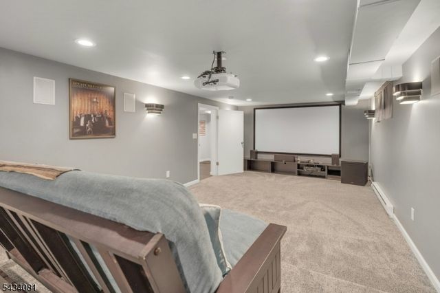 130 Pearl Brook Dr, Clifton City, NJ 07013