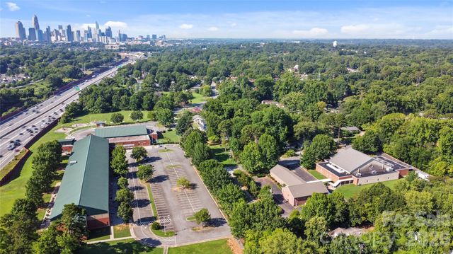 1301 Hateras Avenue, Charlotte, NC 28216