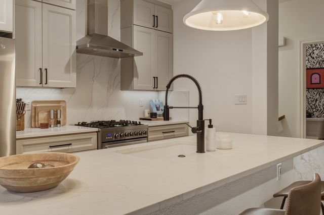 4904 Live Oak Street 2, Dallas, TX 75206