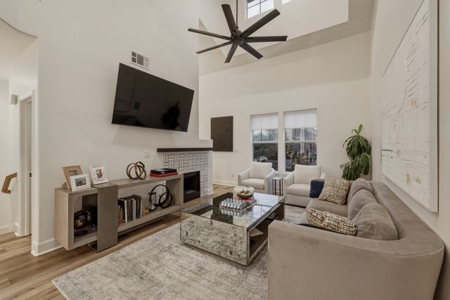 4904 Live Oak Street 2, Dallas, TX 75206