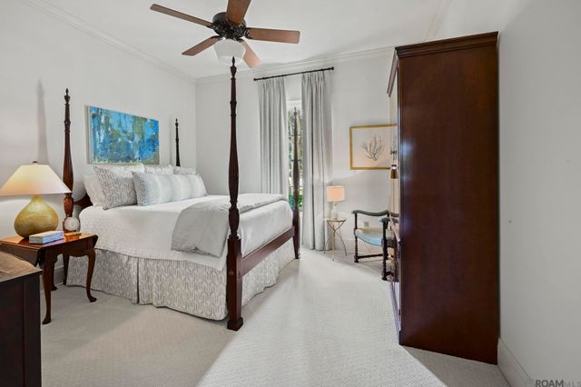 19219 W Muirfield Dr, Baton Rouge, LA 70810