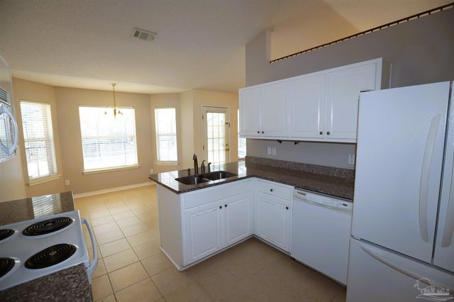 5101 Chinook Ave, Pensacola, FL 32507