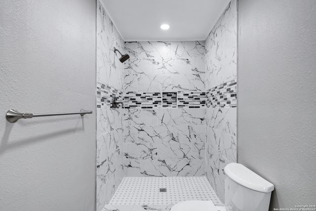 1938 W Ashby Pl, San Antonio, TX 78201