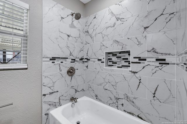 1938 W Ashby Pl, San Antonio, TX 78201