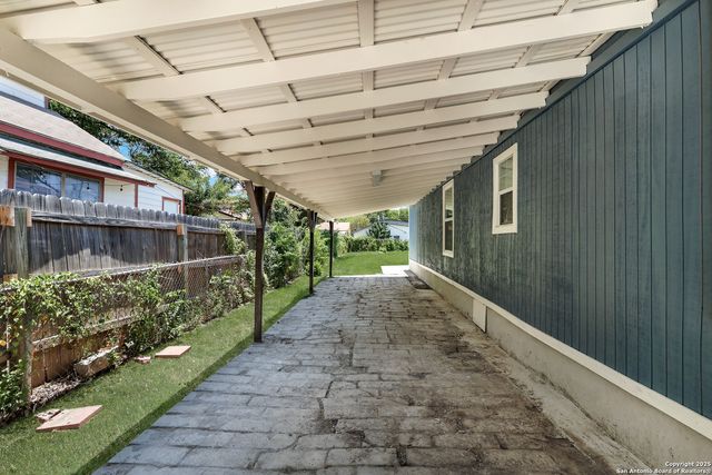 1938 W Ashby Pl, San Antonio, TX 78201