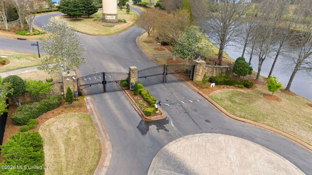 4686 Crystal Springs Cove, Olive Branch, MS 38654