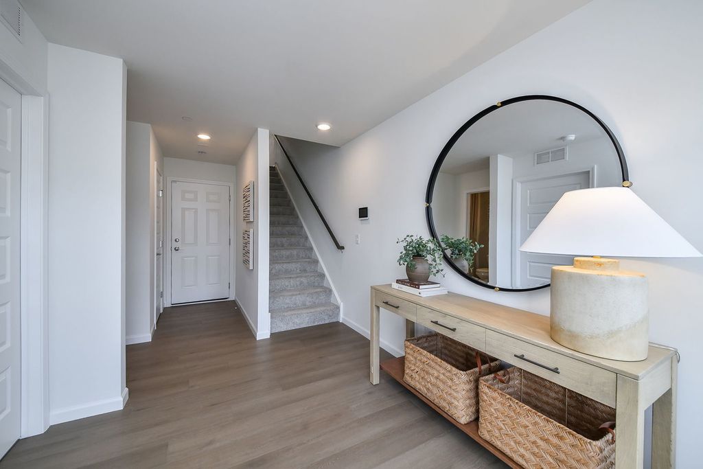 506 Agni Avenue 8002, Naperville, IL 60563 — photo 3