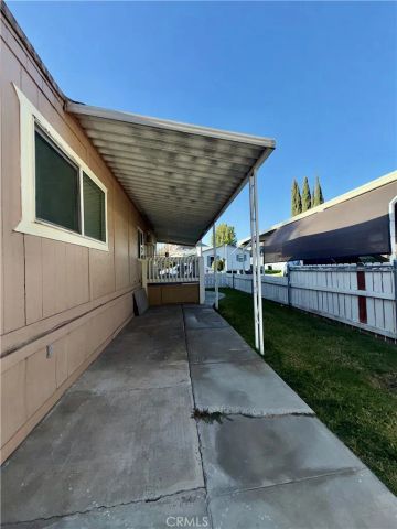 2851 S. La Cadena South 156, Colton, CA 92324